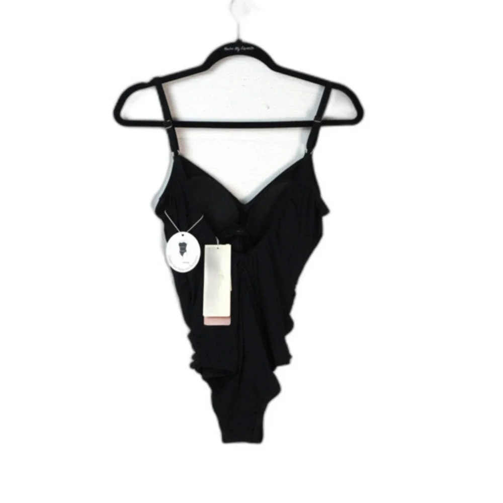 Gottex nwt strappy